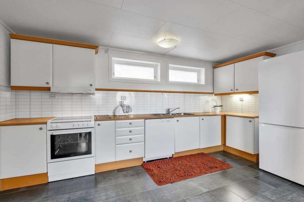 Romslig Og Fin Leilighet 17 Min Til Kristiansand Centrum Nodeland Kültér fotó
